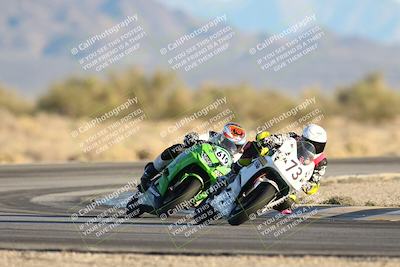 media/Dec-07-2025-CVMA (Sun) [[3e7d2de5dc]]/Race 17-Amateur Formula Middleweight/